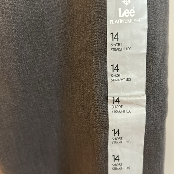 Jeans - Picture 3 of 4